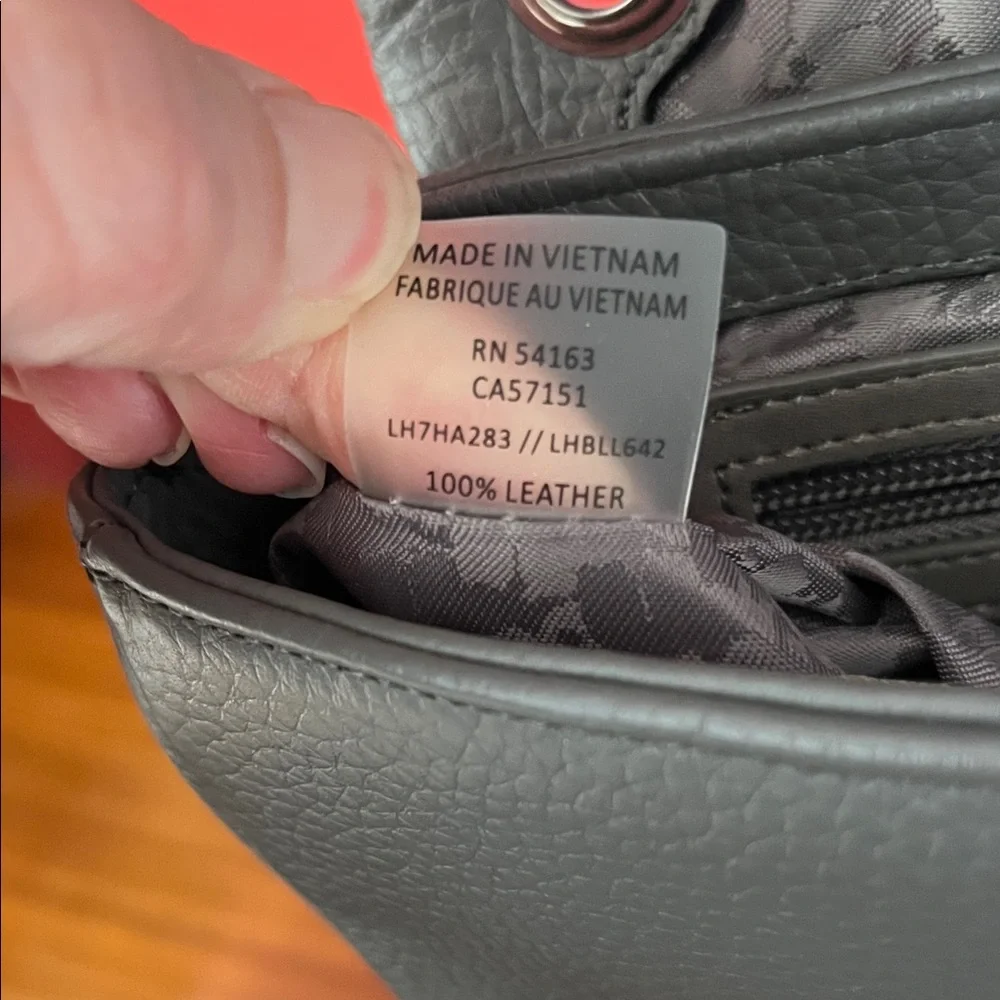 Like new Karl Lagerfeld Gray Quilted Bag with Chain - Picture 15 of 16